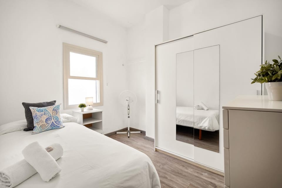 Bed, Photo of the whole room, Bedroom, towels, wardrobe