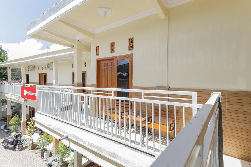 Property building, Balcony/Terrace