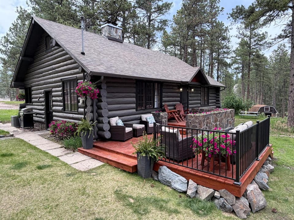 Historic Log Cabin #14 at Horse Creek Resort Cabin in West Pennington