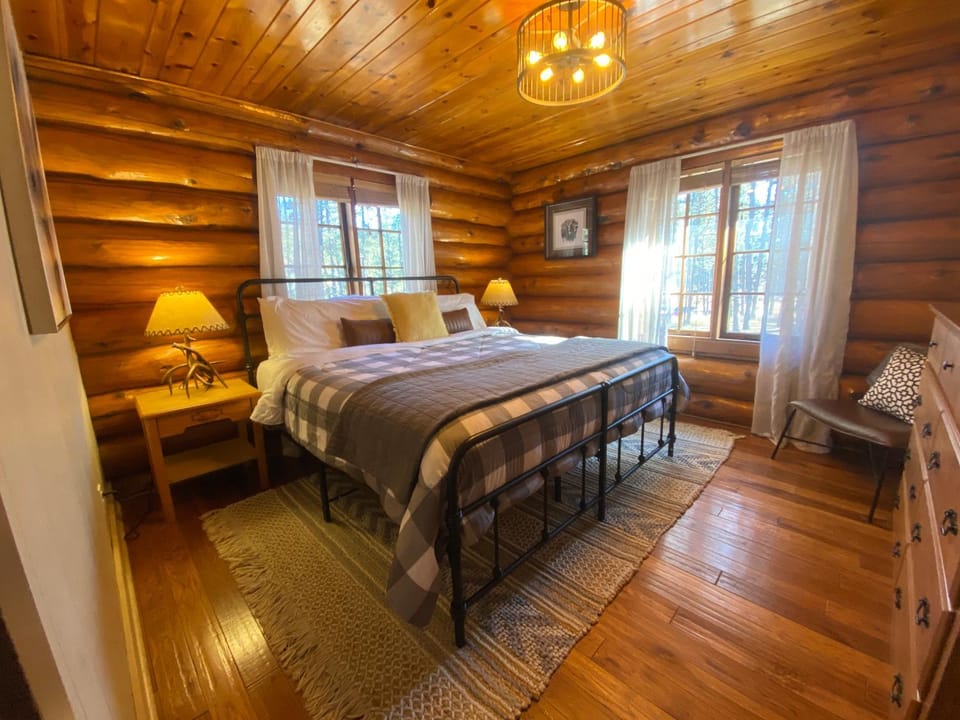 Historic Log Cabin #14 at Horse Creek Resort Cabin in West Pennington