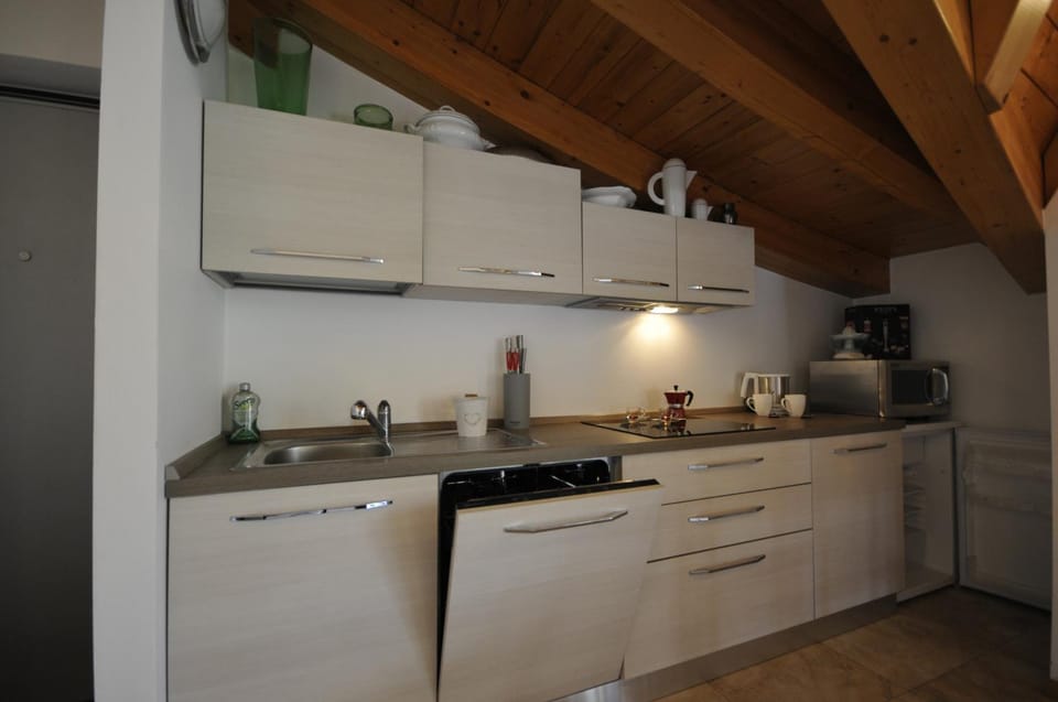 APPARTAMENTO MONTE - VALANDRO- Apartment in Trentino-South Tyrol
