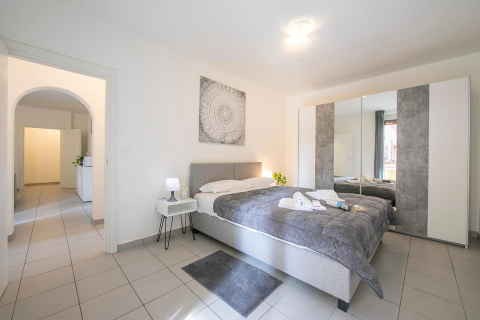 Bedroom, Bedroom
