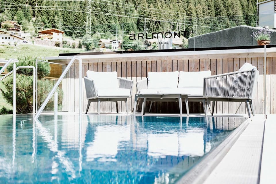 Spa and wellness centre/facilities, Swimming pool