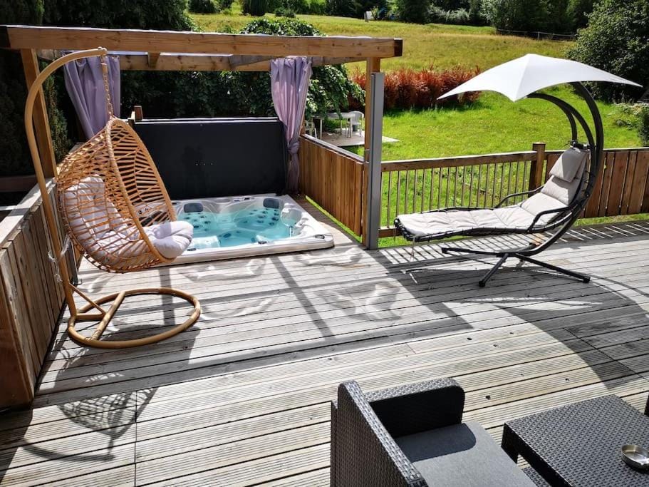 Hot Tub, Spa and wellness centre/facilities