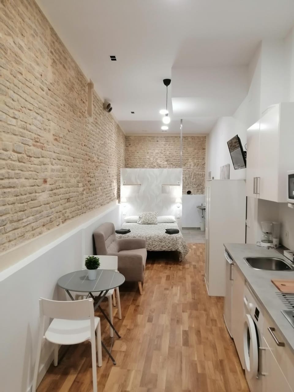 SALOTUR Sierpes Apartment in Seville