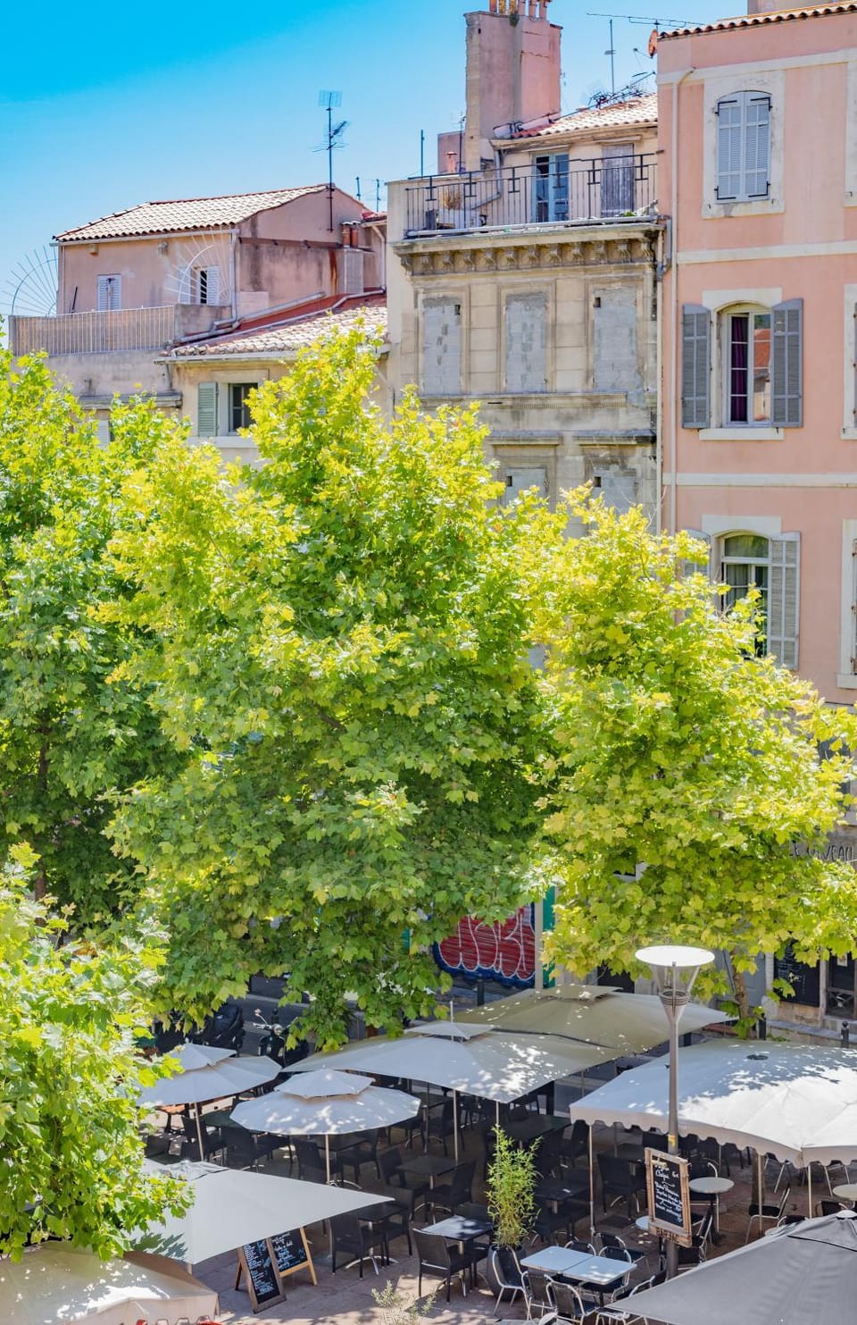 Studio lumineux Place de Lenche Panier Marseille Apartment in Marseille