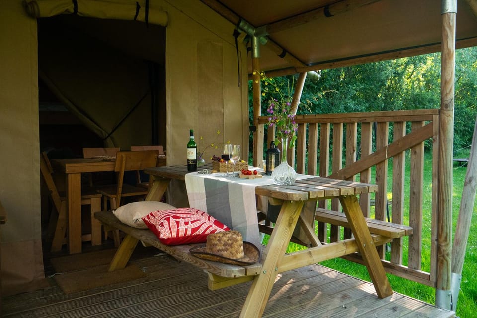 Buitenplaats de Oorsprong Luxury tent in Brouwershaven