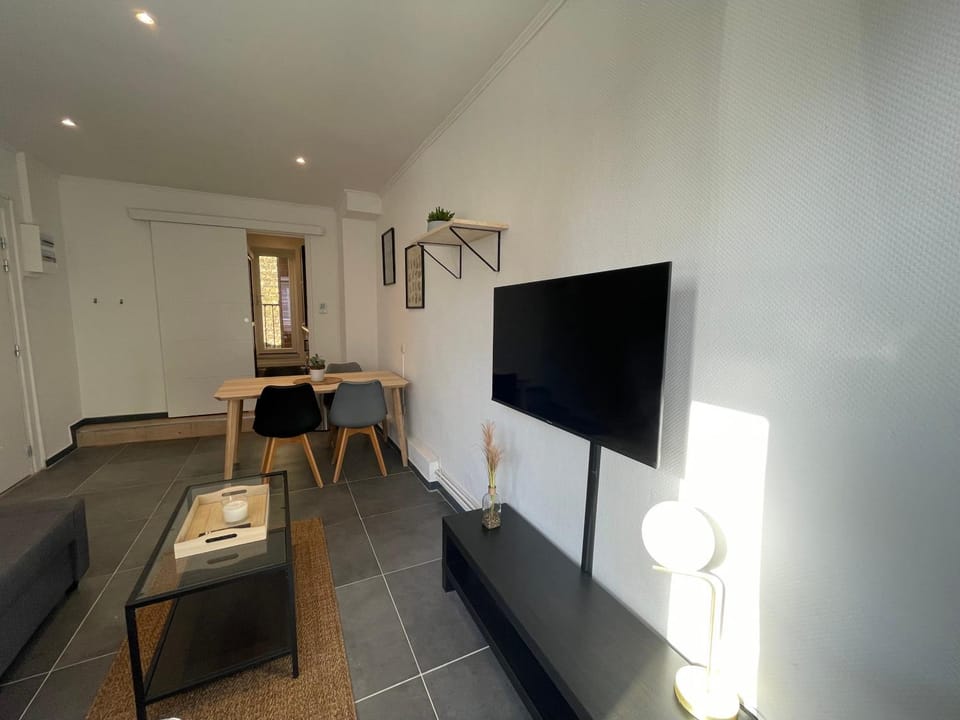 TV and multimedia, Living room