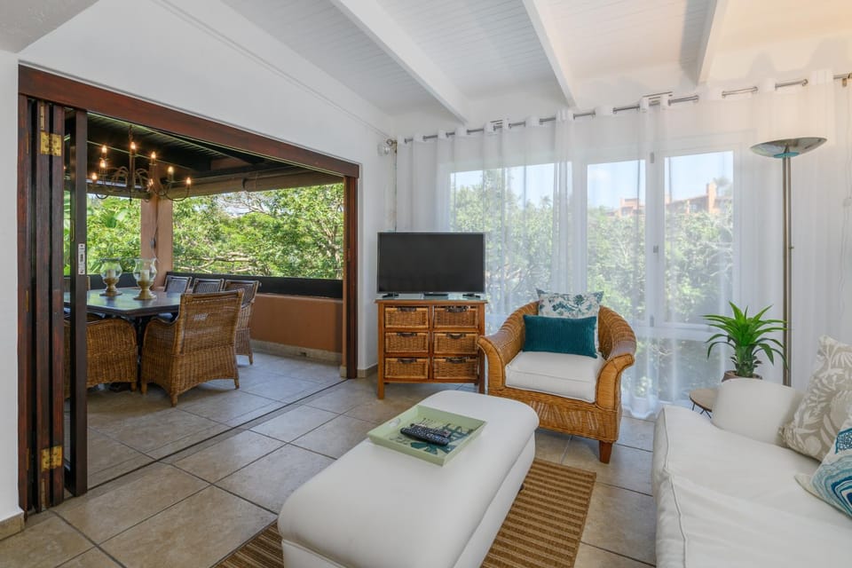 Lounge or bar