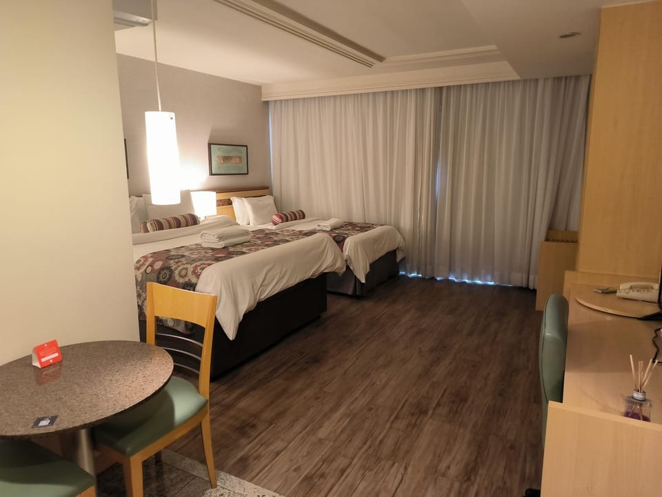 RARIDADE!!! - Flat Particular de Alto Padrão - Limpeza Diária Gratuita - Excelente Atendimento - Ótimo Preço - Cama King ou Queen Size - Condomínio do Hotel Lets Idea Hotel in State of Goiás