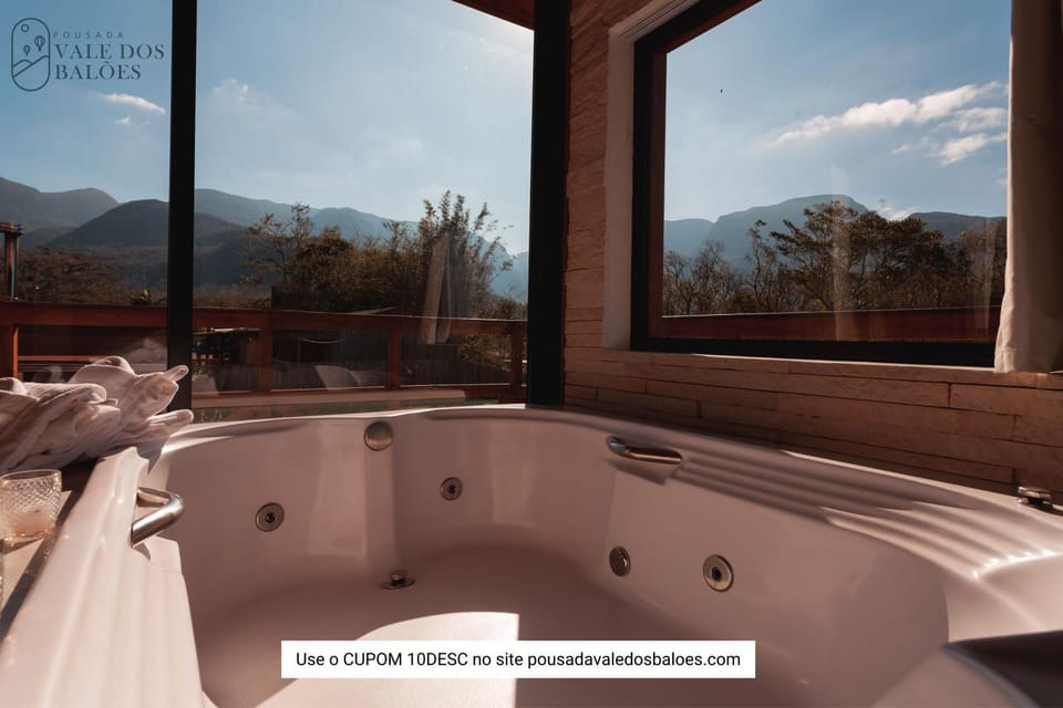 Hot Tub, View (from property/room), Mountain view, Bath
