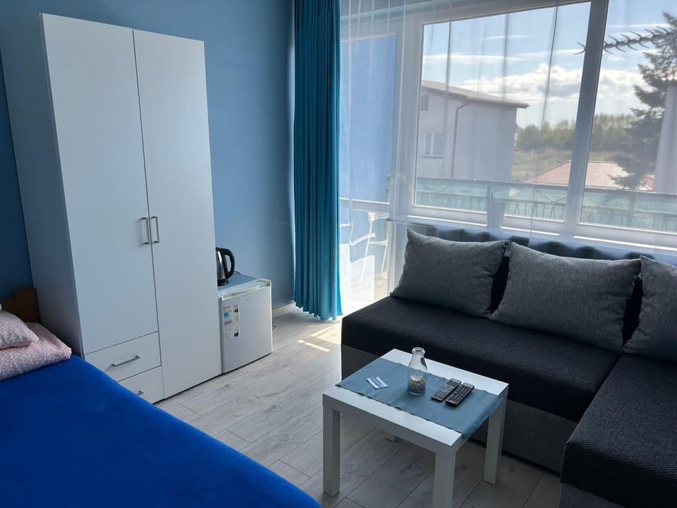 Other, Photo of the whole room