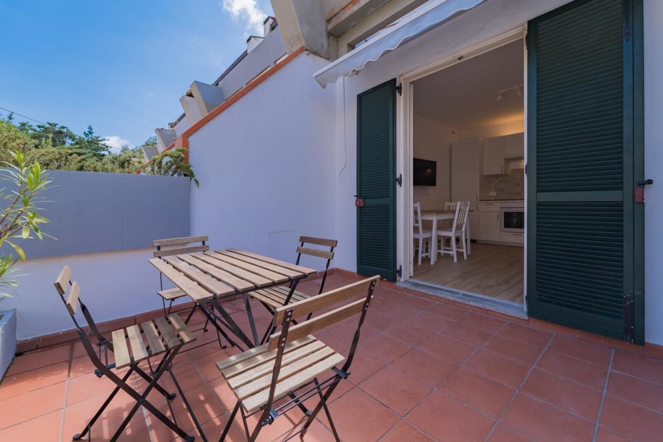 Patio, View (from property/room), Dining area