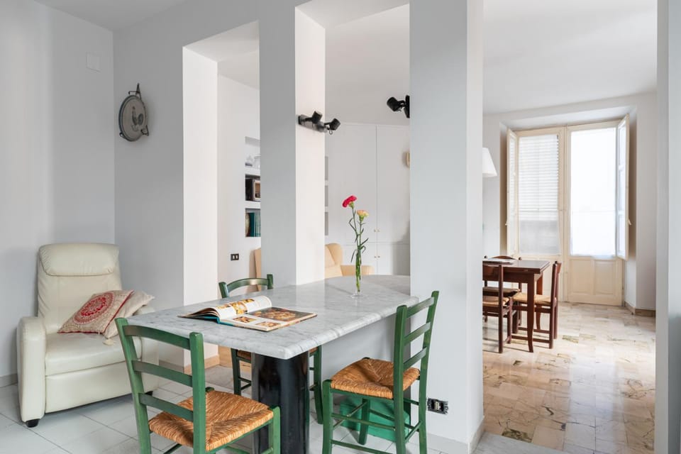 Palazzo Damiani Apartment by DomuSicily Apartment in Palermo