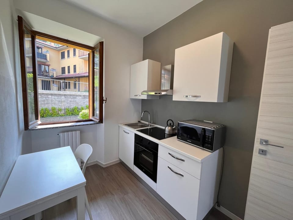 Regolo House Apartment in Province of Lecco