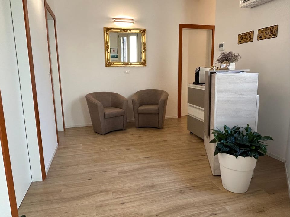 Laguna Blu Mestre Venezia Bed and Breakfast in Venice