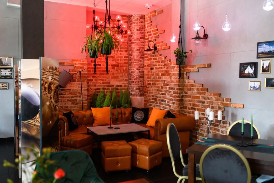 Restaurant/places to eat