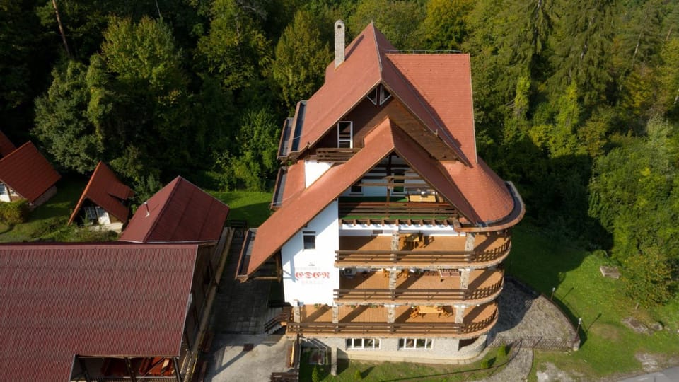 Property building, Balcony/Terrace