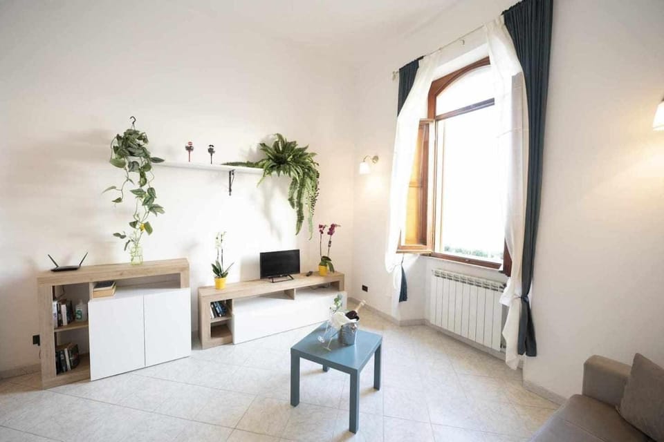 Alloggio in palazzina stile Liberty Fronte Mare Apartment in Nettuno