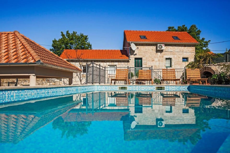 Holiday house Buljanovi Dvori with private pool House in Split-Dalmatia County