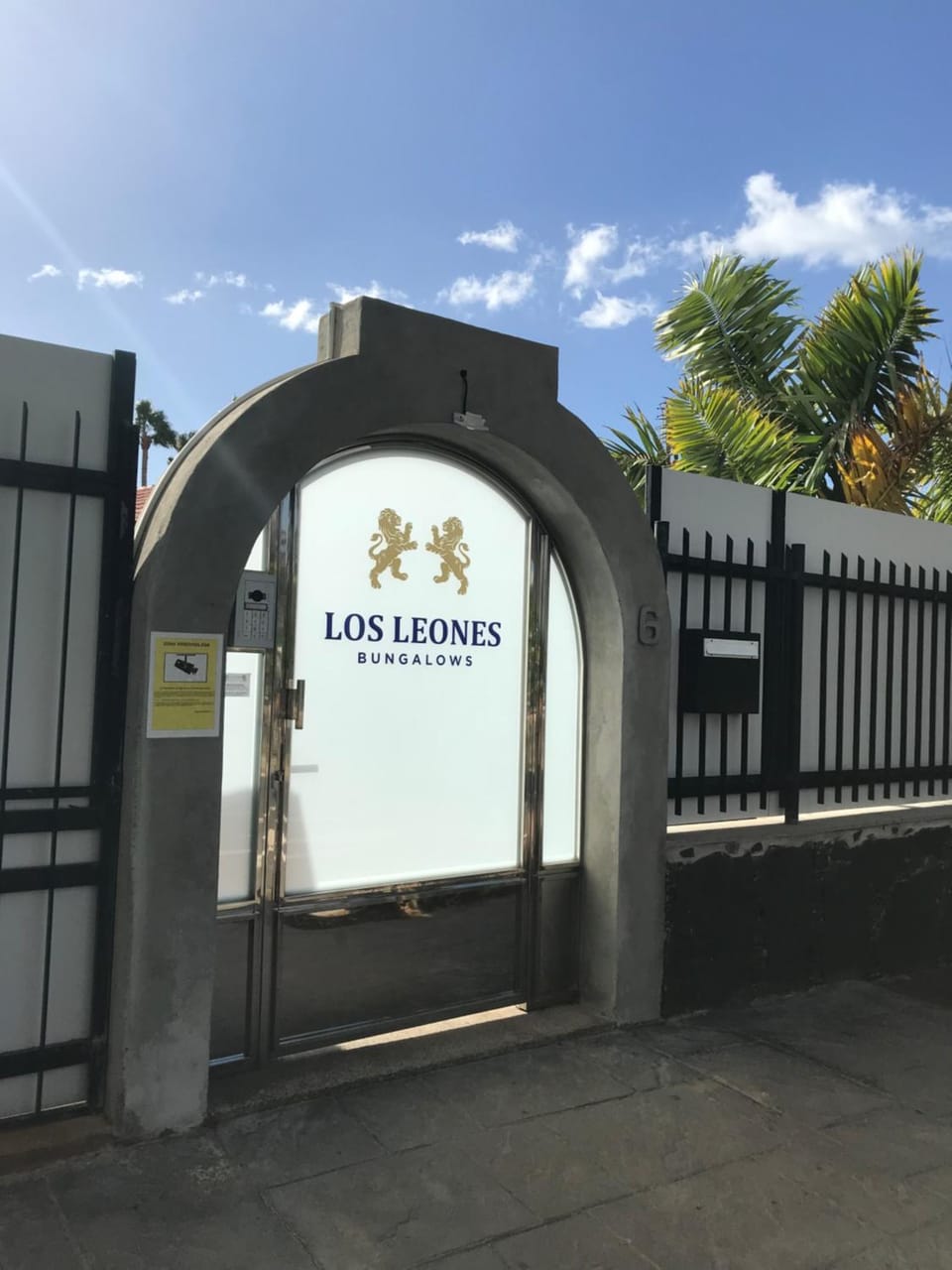 Facade/entrance, Property logo or sign