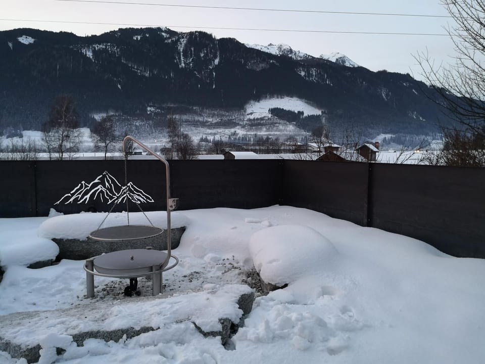 Natural landscape, BBQ facilities, Garden, Mountain view