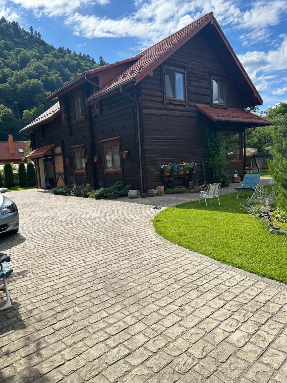 Property building, Garden view, Mountain view