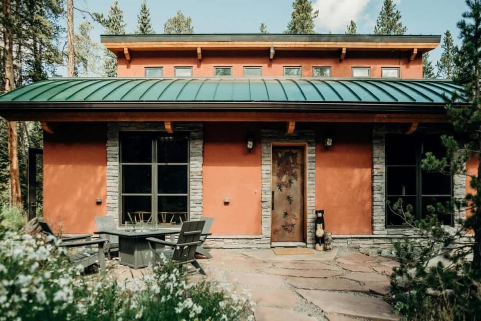 Adobe-Style Retreat - Game Room - 8 Mins to Breck House in Blue River
