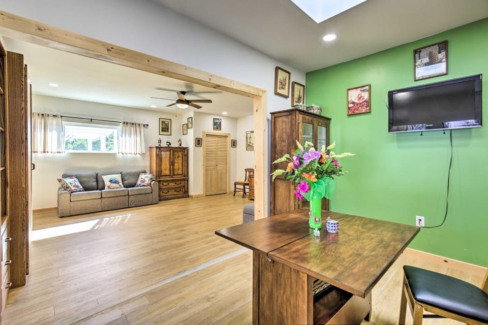 Sunny Bonita Studio about 5 Mi to Historic Dtwn! Apartment in Bonita