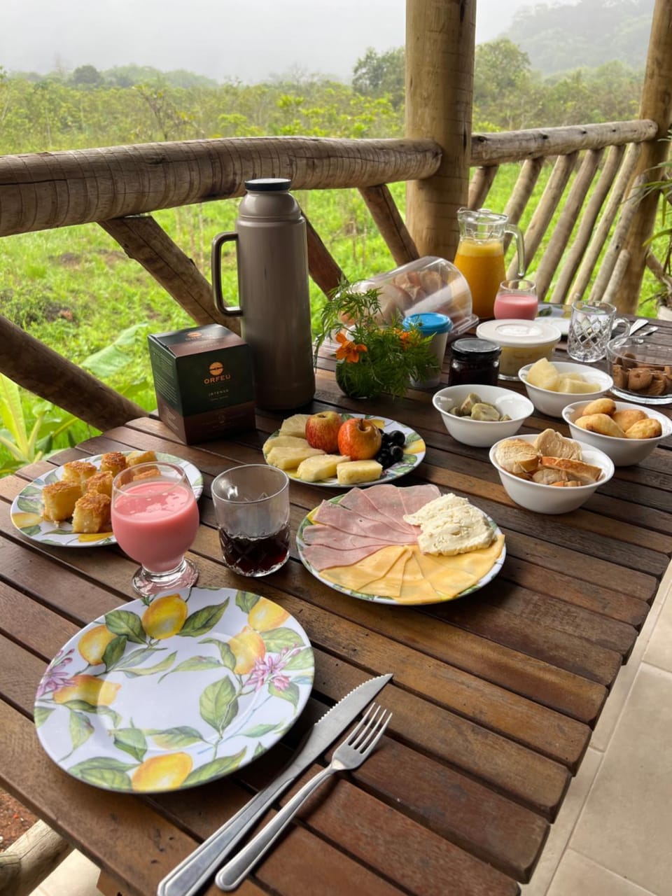 Pousada Camping dos Ypês Bed and Breakfast in State of Rio de Janeiro