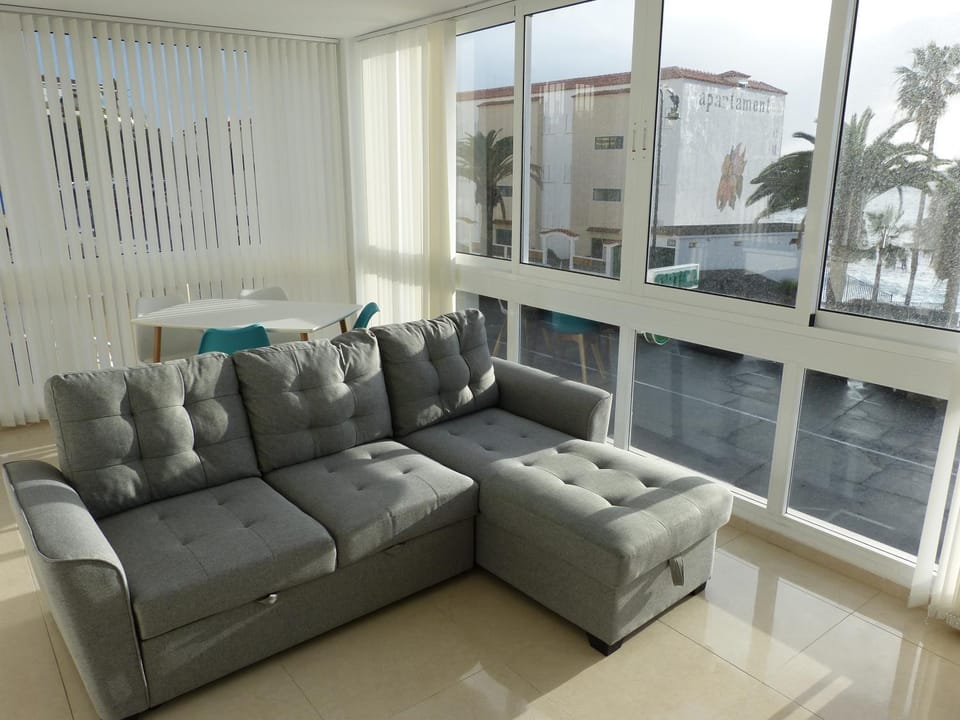 Living room, Sea view