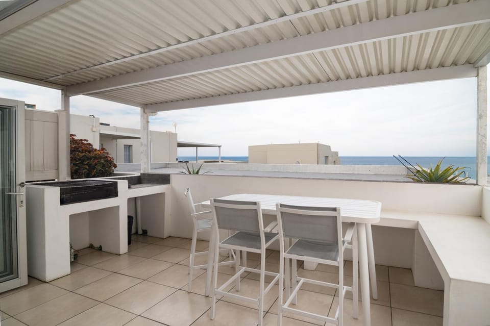 Ballito Beachfront Villa, LOAD SHEDDING FRIENDLY Apartment in Dolphin Coast