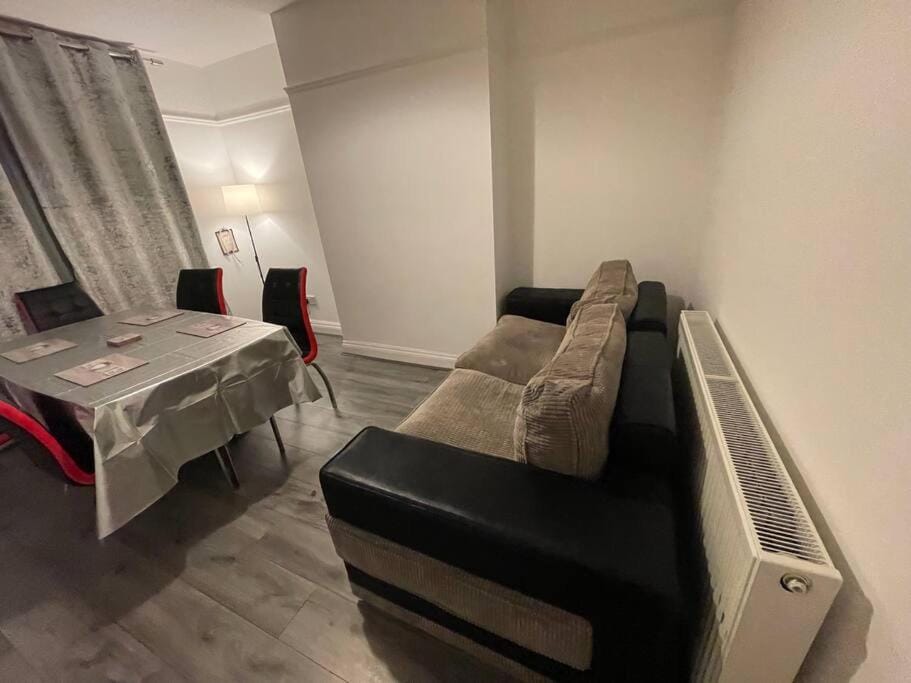 Large Beautiful 3 Bed house in City of Birmingham House in Metropolitan Borough of Solihull