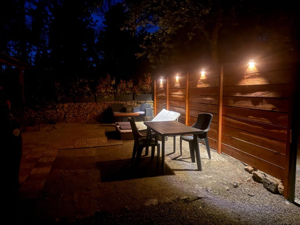 Le Cocon en pierre au coeur du Verdon et son spa en supplément gîte "Le Repos Des Chênes" House in Aups