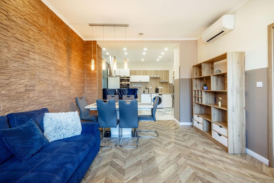 Living room, air conditioner