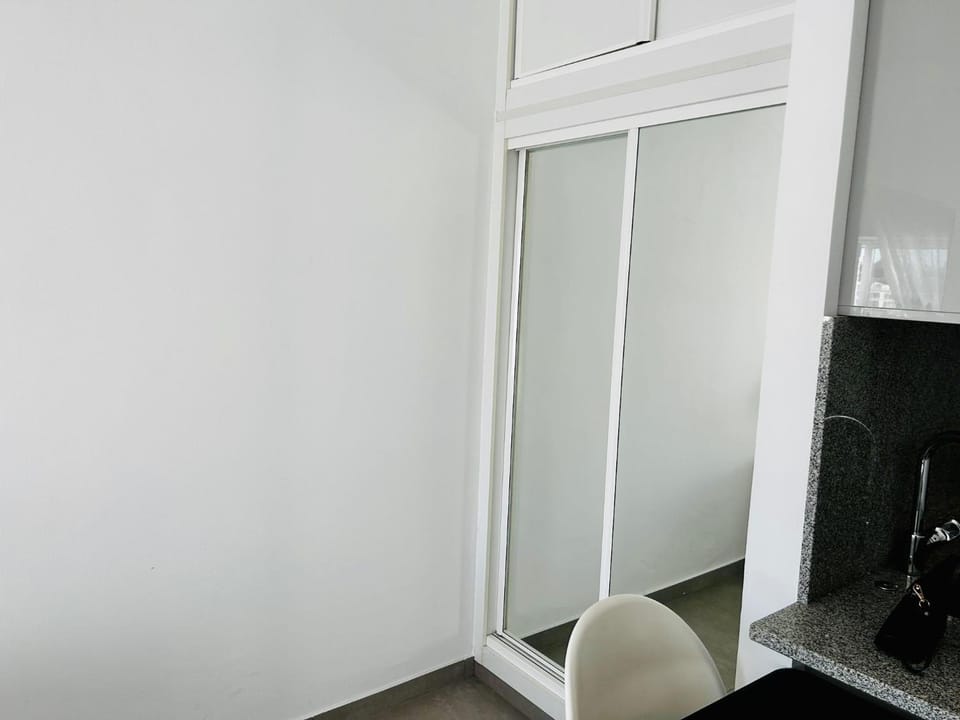 Lagos Marina View studio apartment on main avenue Apartment in Lagos