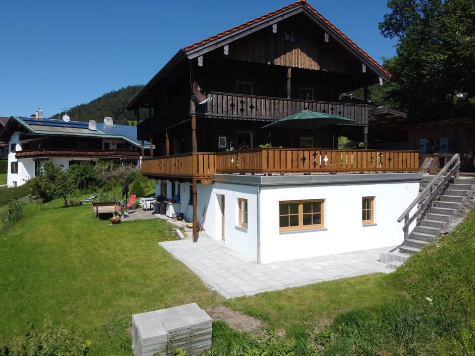 Property building, Garden, Garden, Balcony/Terrace, Balcony/Terrace