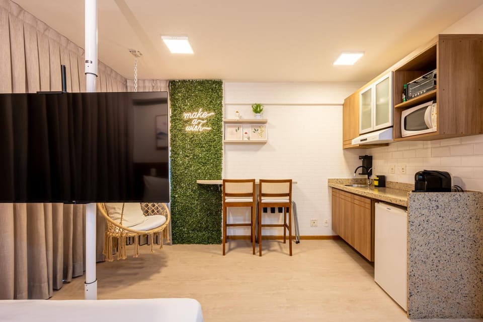 TV and multimedia, Kitchen or kitchenette, Dining area