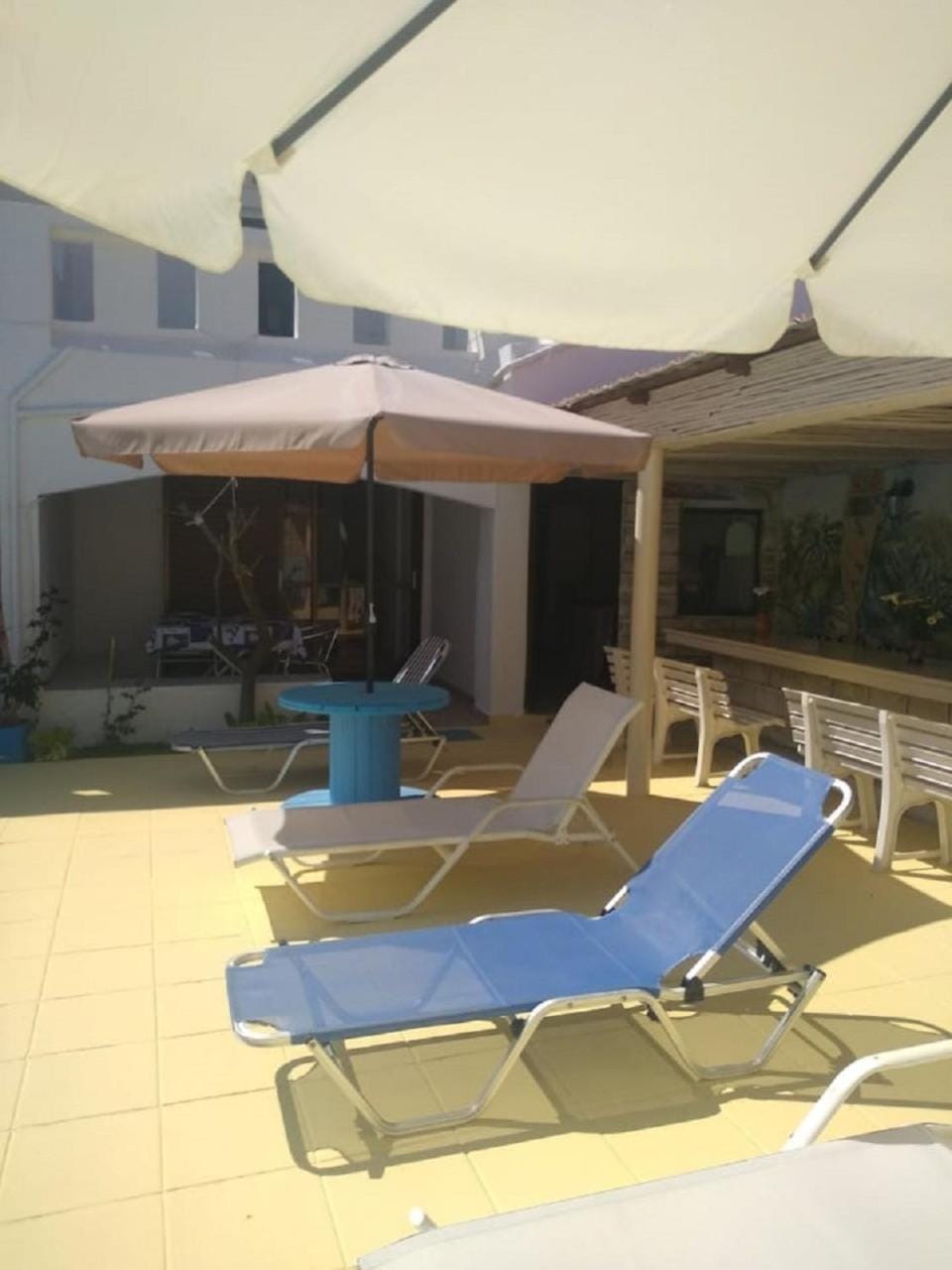 Swimming pool
