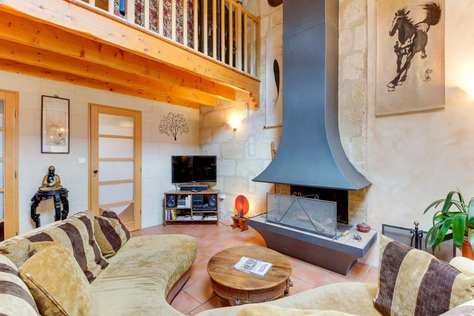 Superbe maison en pierre bordelaise Apartment in Bordeaux