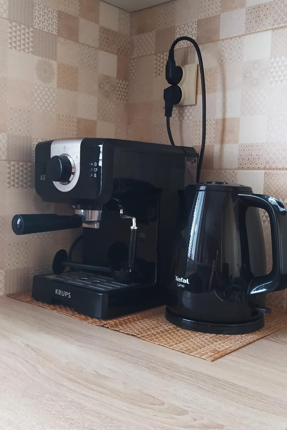 Coffee/tea facilities, Kitchen or kitchenette, kitchen