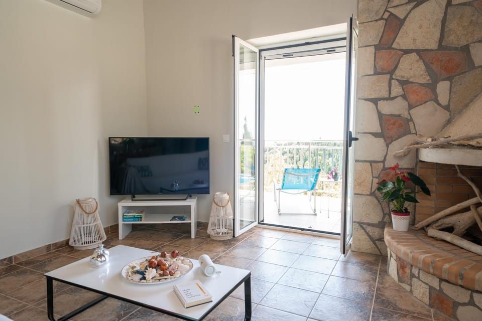 Stone Villa Eriphyle ,private with sunset view!! Villa in Cephalonia