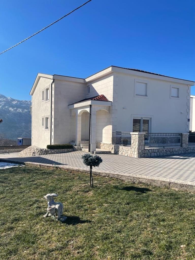 Apartman Mlikota Apartment in Split-Dalmatia County