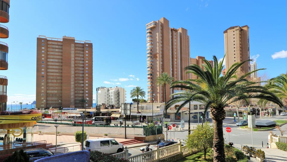 Nearby landmark, Off site, Neighbourhood, City view, Sea view, Street view