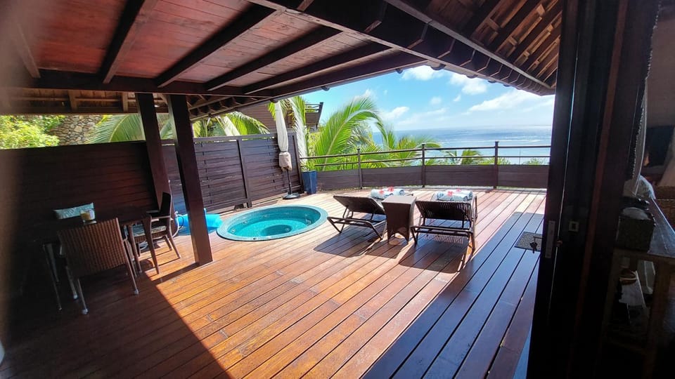 Villa Honu - Legends Residences - Stunning Ocean Views Villa in Moorea-Maiao