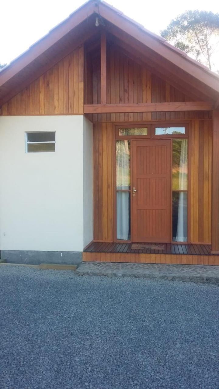 Pousada Cabanas Flor de Mel Chalet in State of Santa Catarina