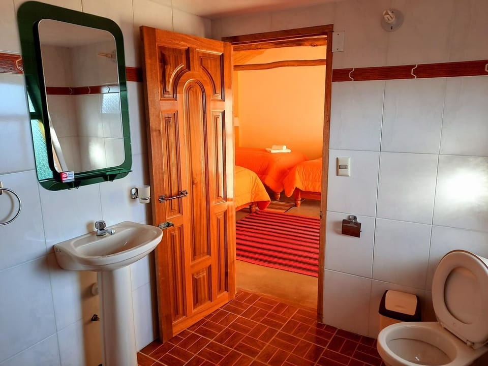 Bathroom, Photo of the whole room