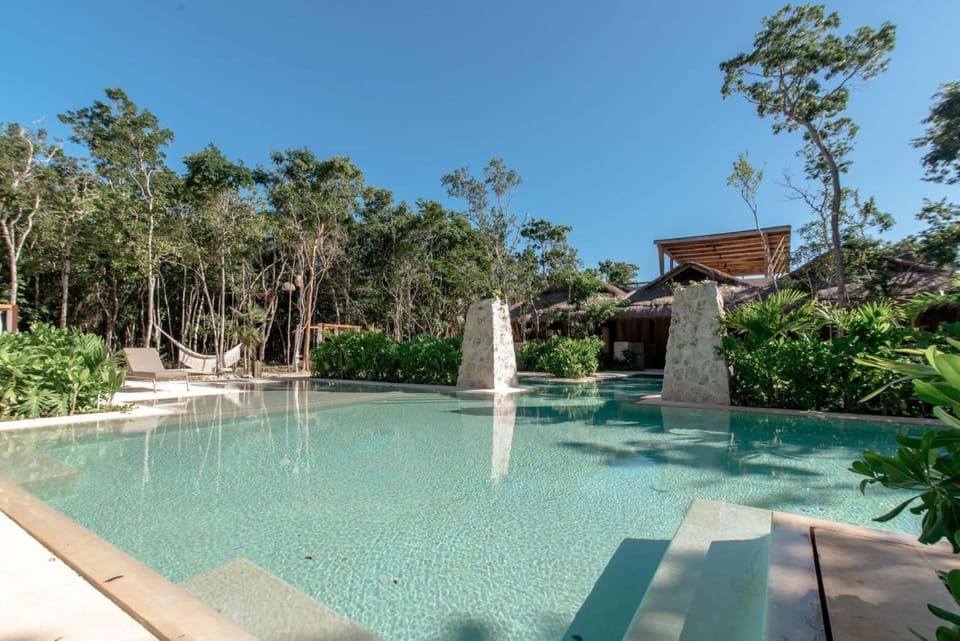 Pool view, Swimming pool