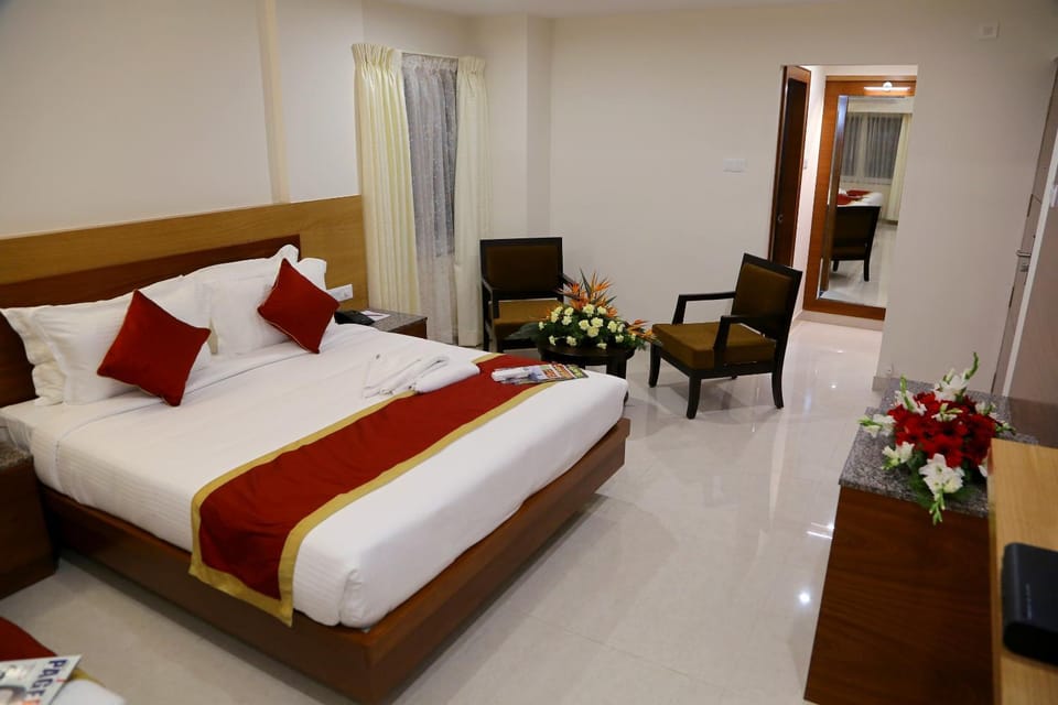 Bed, Photo of the whole room, Bedroom