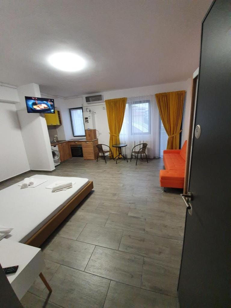 Brizza Apartments 5 Mamaia Nord Apartment in Constanța County